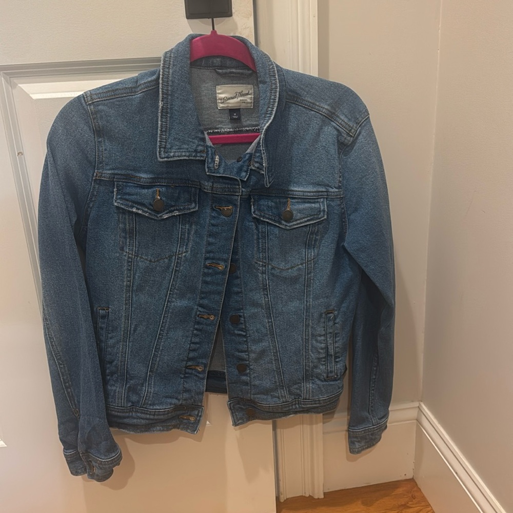 Universal threads denim jacket